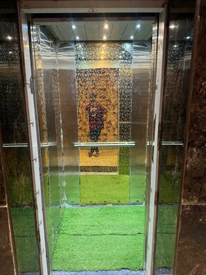 電梯