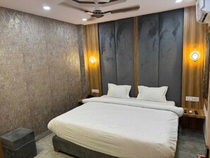 Standard-Doppelzimmer, Gartenblick