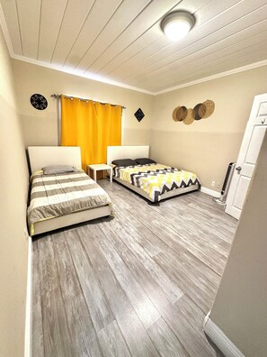 3 多间卧室、熨斗/熨衣板、WiFi、床单