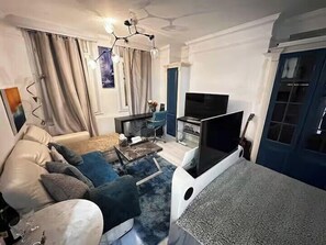 Televisión y estéreo 