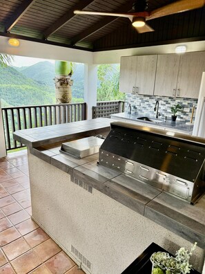 Property grounds - Cabin among Pines: Pool w Heat, Fire Pit and Mini Golf, for couples and families (Cedro Cayey Neighborhood)