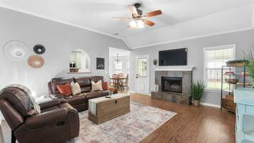 TV connectée, cheminée