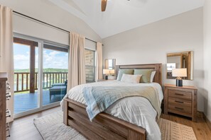 4 عدّة غرف نوم ومكواة/لوح كي وواي فاي مجانًا وملاءات أسرّة