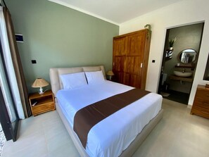 2 bedrooms, in-room safe, travel cot, free WiFi