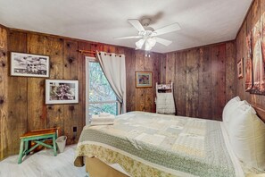4 bedrooms, internet, bed sheets