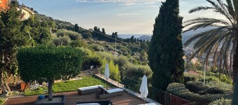 Villa, tradition and design, Riviera Ligure/Costa Azzurra, SPA swimming pool sauna hydro