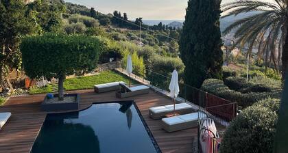 Villa, tradition and design, Riviera Ligure/Costa Azzurra, SPA swimming pool sauna hydro