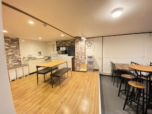 Family Villa, Multiple Bedrooms, Non Smoking, Private Bathroom | Living area