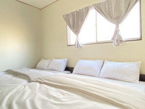 Family Villa, Multiple Bedrooms, Non Smoking, Private Bathroom | Desk, laptop workspace, free WiFi