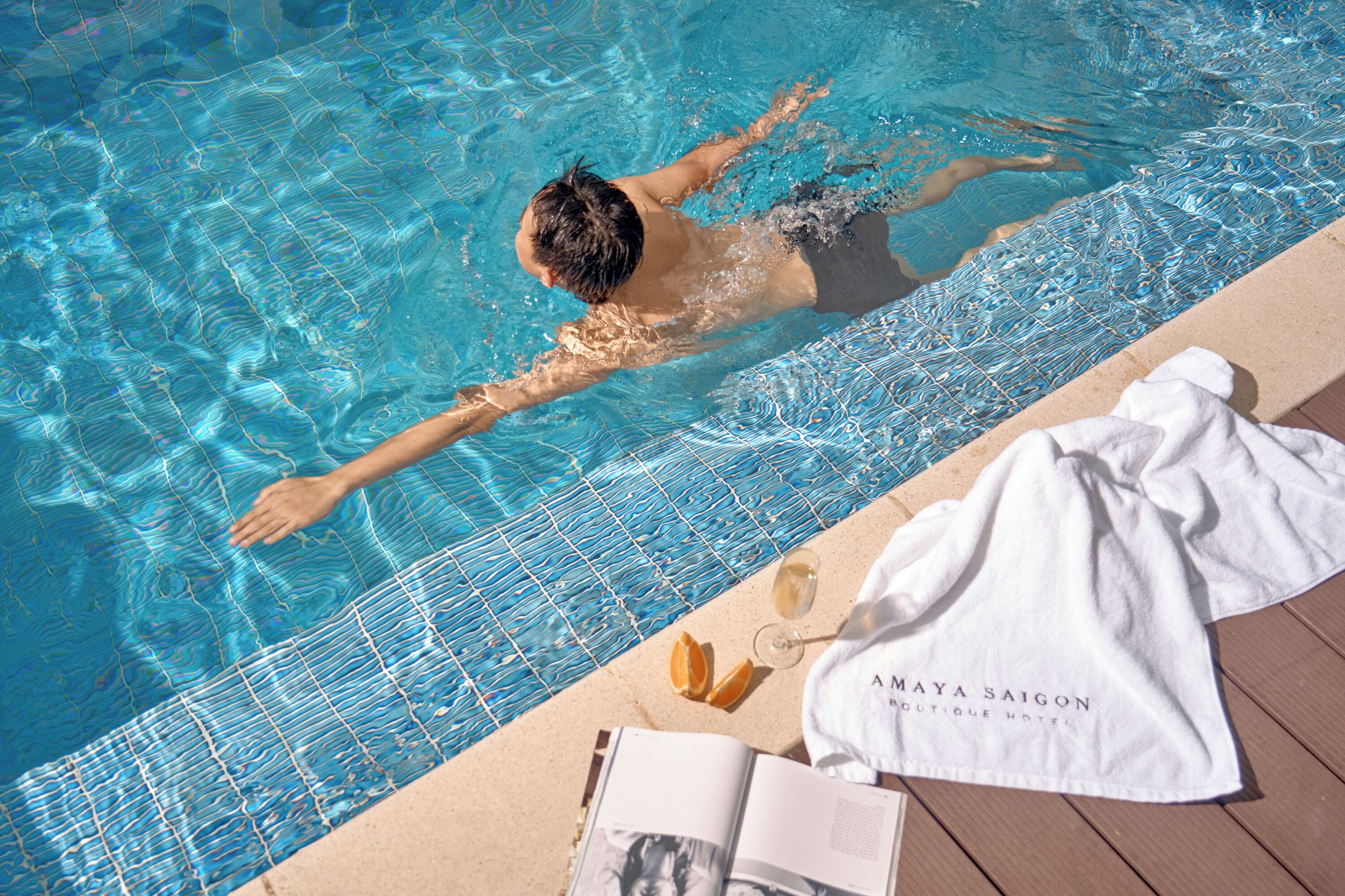 Outdoor pool, pool umbrellas, sun loungers