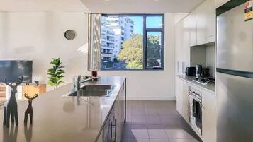 Fridge, microwave, oven, stovetop