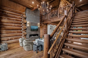 Interior - Modern Luxury Log Cabin, Sleeps 22 (Sevierville)