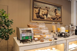 Desayuno buffet incluido todos los días