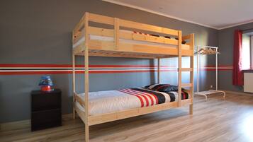 Comfort House, 4 Bedrooms | 6 bedrooms, bed sheets