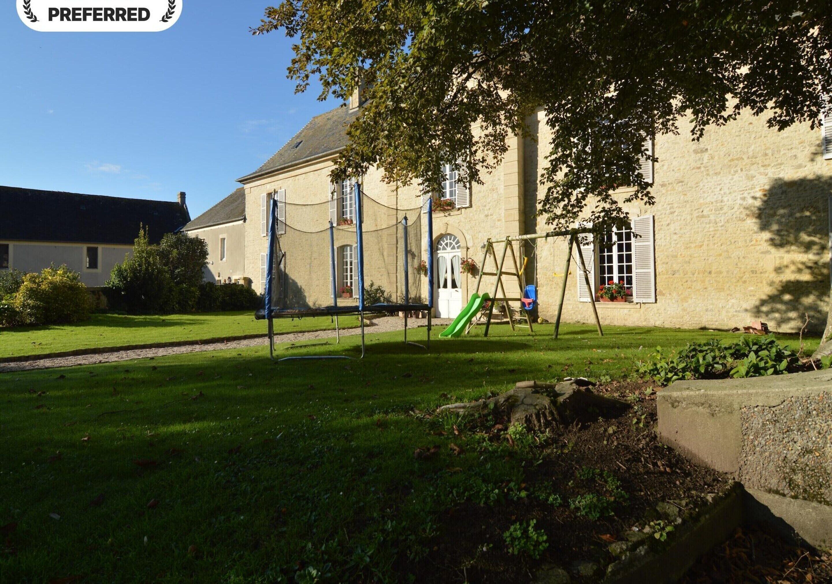 Comfort House, 4 Bedrooms | Garden