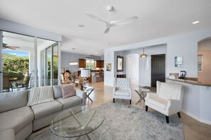 Smart TV, fireplace, offices