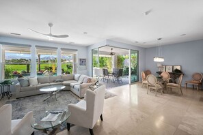 Smart TV, fireplace, offices