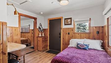 Cabin, Mountain View | Free WiFi