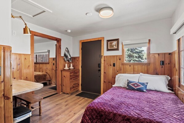 Cabin, Mountain View | Free WiFi - Timber Lodge Cabin 10 (Colorado Springs)