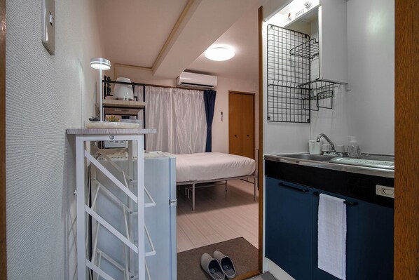 1 chambre, fer et planche à repasser, accès à Internet, literie fournie
