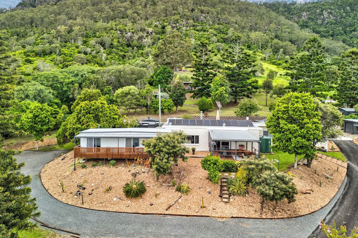 Family House, Mountain View