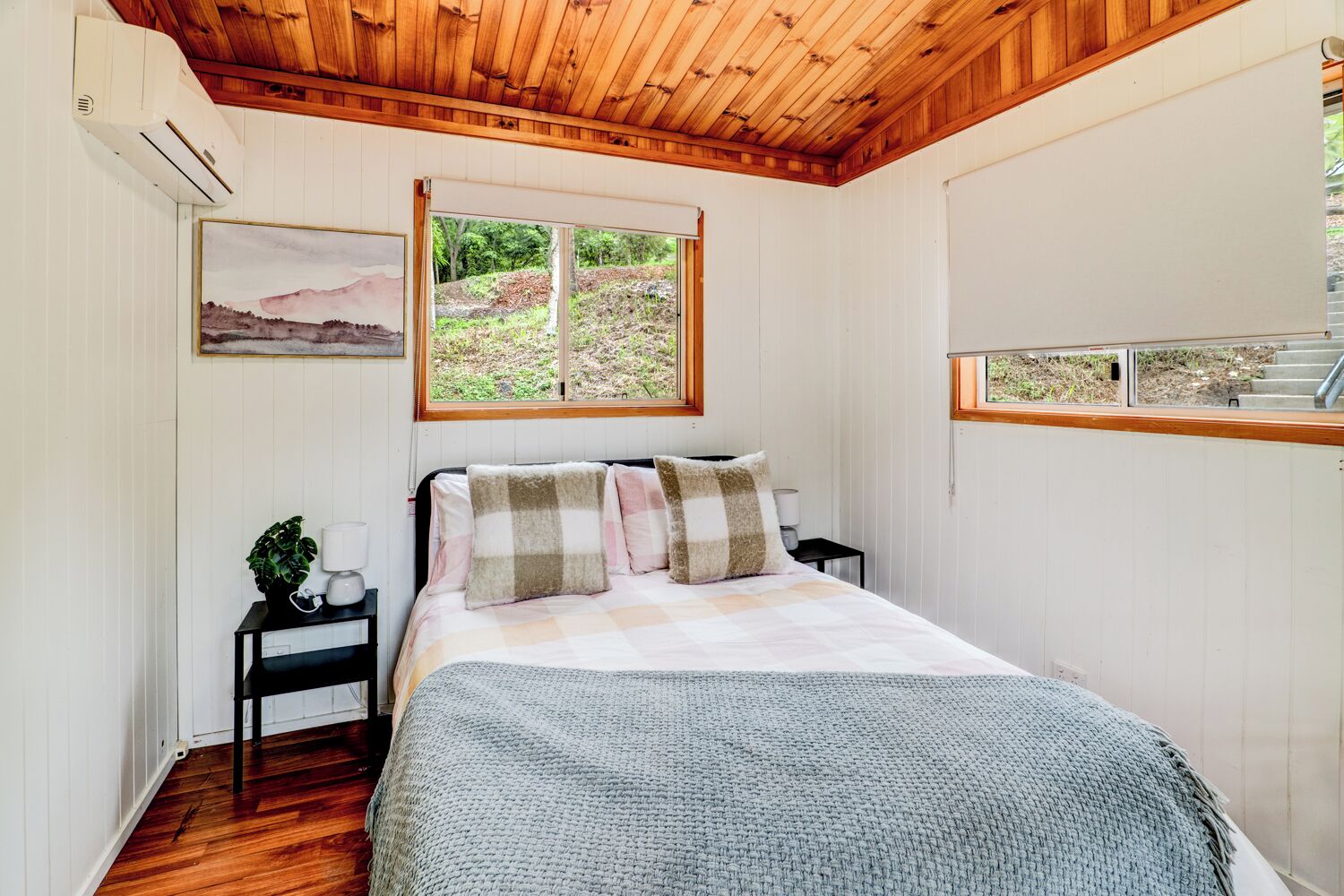 Comfort Cabin, Patio, Mountain View