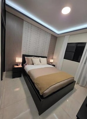 3 bedrooms, WiFi, bed sheets, wheelchair access