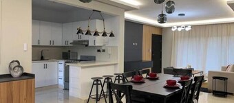 Elegant 3-bedroom apartment with AC in Santiago de los Caballeros