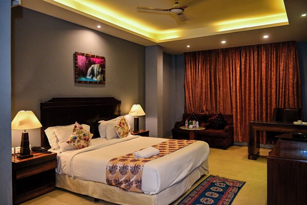 Deluxe Double Room, City View | Free WiFi