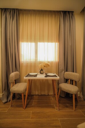 Interior - nile view modern studio- 7 min from aswan station (Aswan Governorate)