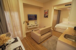 1 bedroom, WiFi - nile view modern studio- 7 min from aswan station (Aswan Governorate)