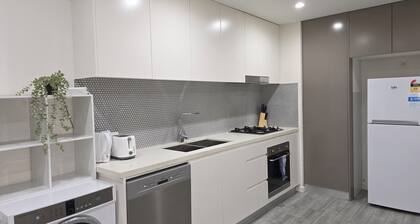 Camperdown one 07 Close to bus stop and SYD CBD