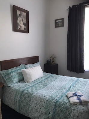 4 quartos, Wi-Fi de cortesia, roupa de cama