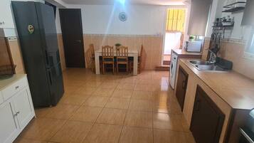 Microondas, horno y parrilla de estufa