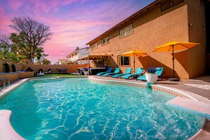 Outdoor pool, a heated pool