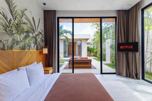 In-room safe, free WiFi