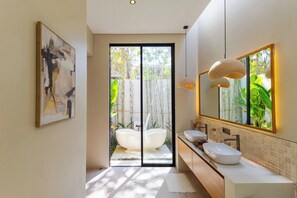 Bathroom - Villa Linaria Pecatu (Ungasan)