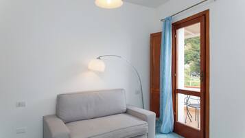 Minibar, in-room safe, desk, blackout curtains