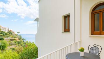 Economy Room, Balcony | Balcony view