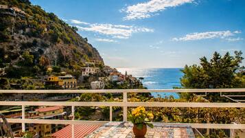 Double Room Private External Bathroom | Blick vom Balkon