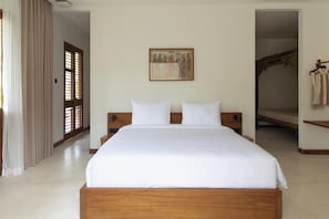 In-room safe, iron/ironing board, free WiFi