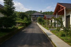 豪華平房 | 街景
