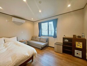 Family Quadruple Room | Blackout drapes, free WiFi, bed sheets - Komorebi Rill ASakusa (Tokyo)