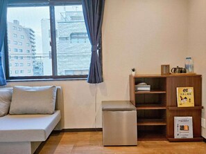 ファミリー 4 人部屋 | WiFi (無料)