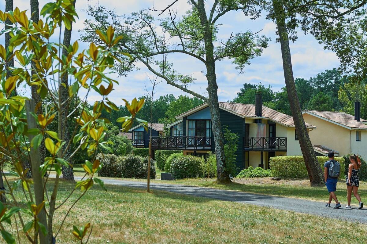 Comfort-Villa, Gartenblick | Schallisolierte Zimmer, Bügeleisen/Bügelbrett, kostenloses WLAN