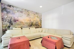 Family Apartment, Multiple Bedrooms (Residenza Albachiara) | Interior