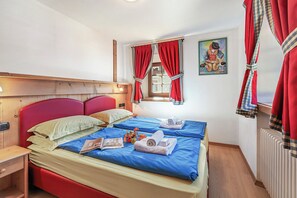 Perhehuoneisto, useita makuuhuoneita (Archillea) | 1 makuuhuone, ilmainen Wi-Fi, vuodevaatteet