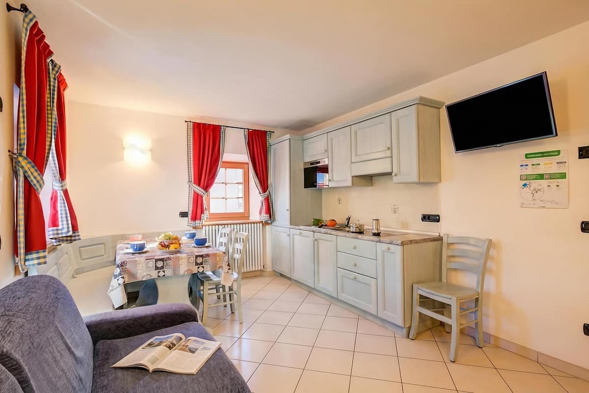 Family Apartment, Multiple Bedrooms (Sforzato) | Private kitchenette