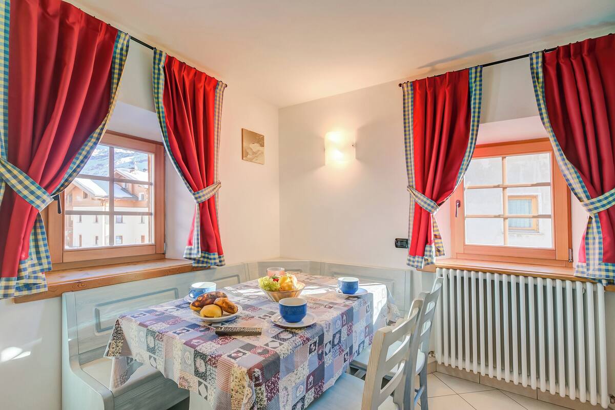 Family Apartment, Multiple Bedrooms (Sforzato) | Dining