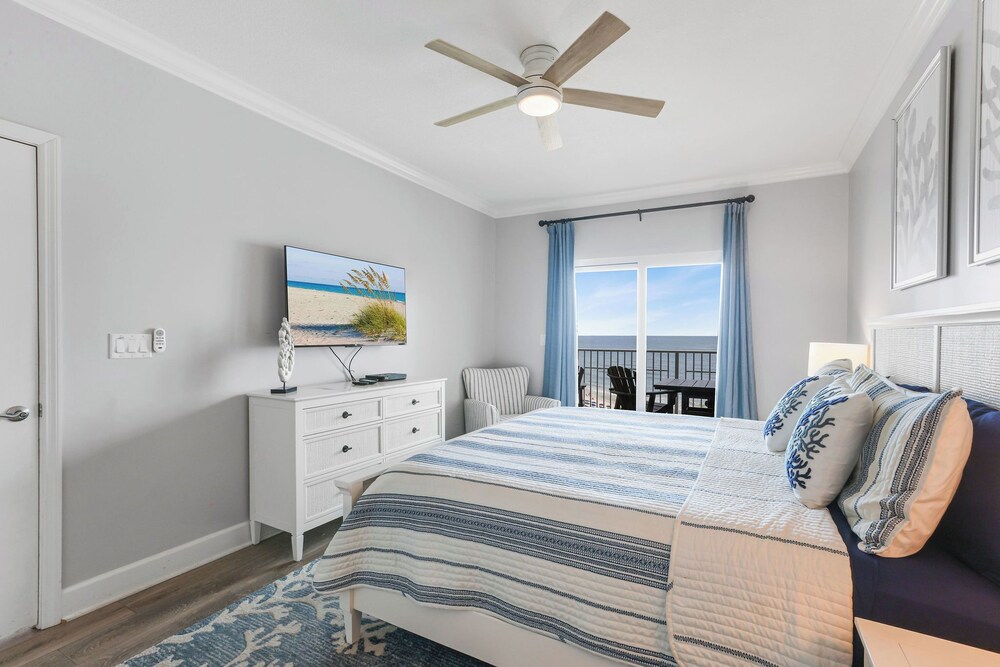 Gulf Front Condo W/ Splash Pad & Heated Pool - Gulf Shores | Vrbo
